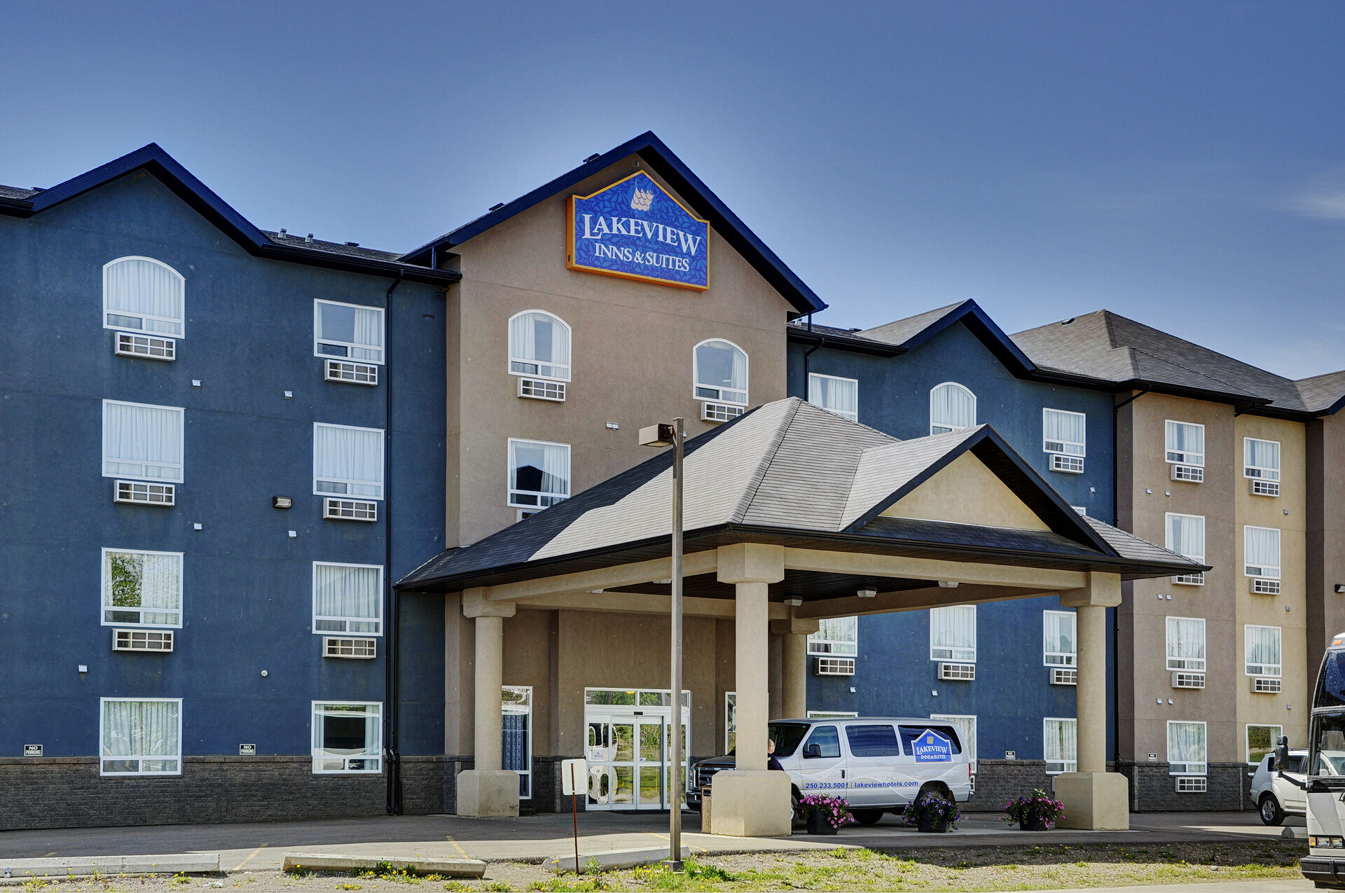 Lakeview Inns & Suites - Fort Nelson Extérieur photo
