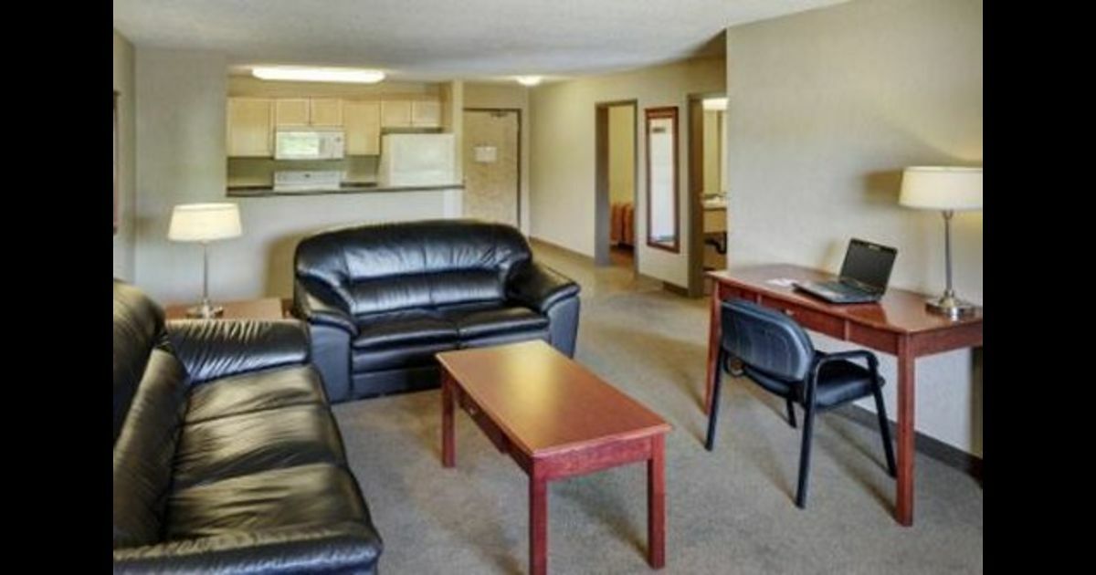 Lakeview Inns & Suites - Fort Nelson Extérieur photo